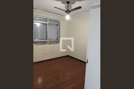 Quarto de apartamento para alugar com 2 quartos, 100m² em Aparecida, Santos