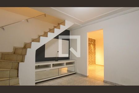 Sala de casa à venda com 2 quartos, 90m² em Conjunto Residencial Sitio Oratorio, São Paulo