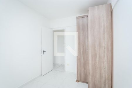 Quarto 2 de apartamento para alugar com 2 quartos, 53m² em Jardim Cláudia, São Paulo