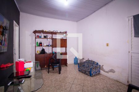 Sala de casa para alugar com 1 quarto, 50m² em Lindo Parque, São Gonçalo