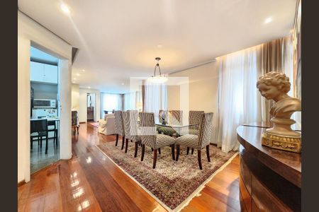 Sala de apartamento à venda com 4 quartos, 160m² em Santo Antônio, Belo Horizonte