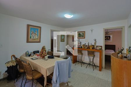 Sala de casa à venda com 4 quartos, 125m² em Sagrada Família, Belo Horizonte