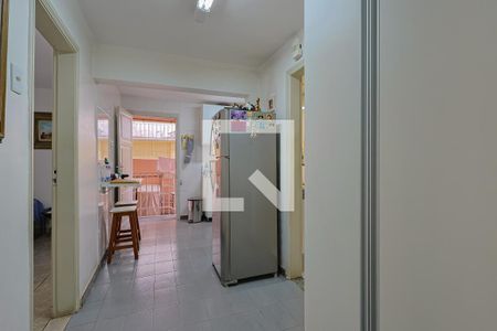 Corredor de casa à venda com 4 quartos, 125m² em Sagrada Família, Belo Horizonte