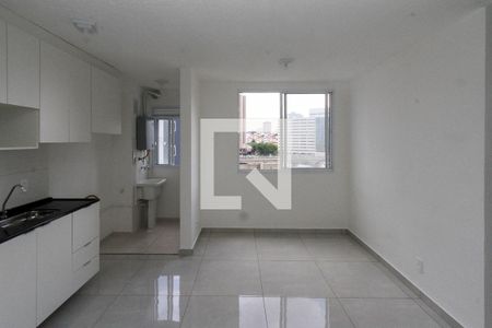 Sala e Cozinha de apartamento para alugar com 2 quartos, 39m² em Parque da Vila Prudente, São Paulo