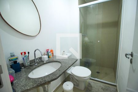 Apartamento à venda com 59m², 2 quartos e 1 vaga Apartamento à venda com 59m², 2 quartos e 1 vagaBanheiro