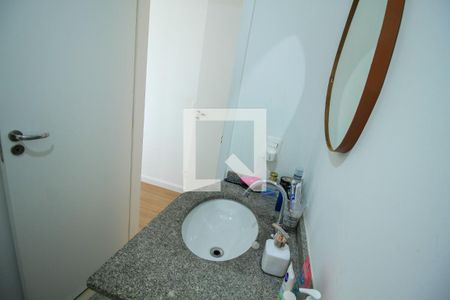 Apartamento à venda com 59m², 2 quartos e 1 vaga Apartamento à venda com 59m², 2 quartos e 1 vagaBanheiro