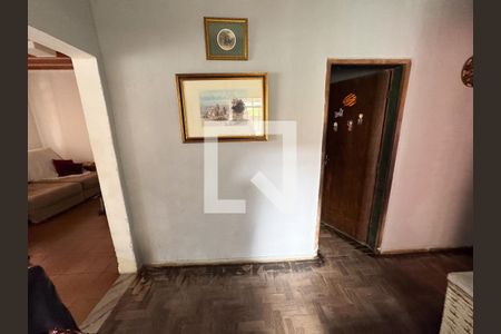 Quarto de casa à venda com 3 quartos, 360m² em Santa Helena, Belo Horizonte