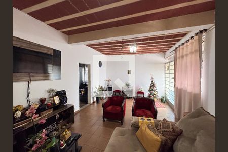 Sala de casa à venda com 3 quartos, 360m² em Santa Helena, Belo Horizonte