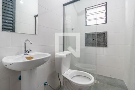 Banheiro de apartamento para alugar com 1 quarto, 60m² em Jardim Maria Helena, Barueri