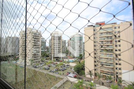 Vista de apartamento à venda com 2 quartos, 70m² em Curicica, Rio de Janeiro