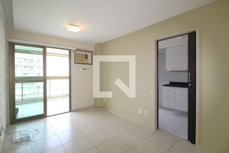 Sala de apartamento à venda com 2 quartos, 70m² em Curicica, Rio de Janeiro