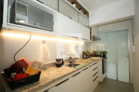 Cozinha de apartamento para alugar com 2 quartos, 67m² em Vila Andrade, São Paulo