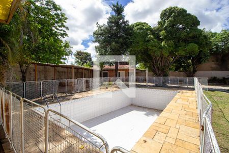 Casa para alugar com 450m², 3 quartos e 7 vagas Casa para alugar com 450m², 3 quartos e 7 vagasÁrea Externa