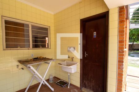 Casa para alugar com 450m², 3 quartos e 7 vagas Casa para alugar com 450m², 3 quartos e 7 vagasÁrea de Serviço