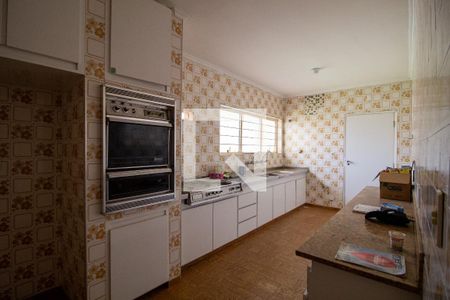 Casa para alugar com 450m², 3 quartos e 7 vagas Casa para alugar com 450m², 3 quartos e 7 vagasCozinha