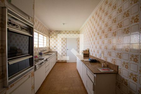 Casa para alugar com 450m², 3 quartos e 7 vagas Casa para alugar com 450m², 3 quartos e 7 vagasCozinha