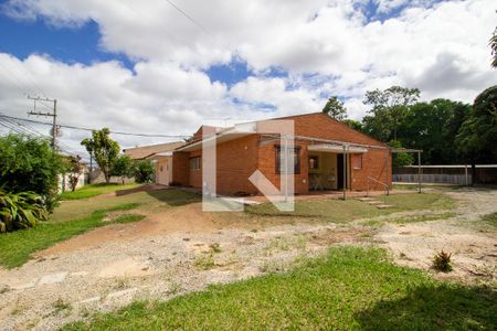 Casa para alugar com 450m², 3 quartos e 7 vagas Casa para alugar com 450m², 3 quartos e 7 vagasÁrea Externa
