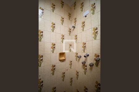 Casa para alugar com 450m², 3 quartos e 7 vagas Casa para alugar com 450m², 3 quartos e 7 vagasBanheiro da Suíte 3