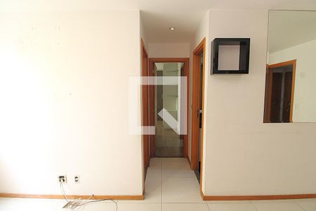 Corredor de apartamento à venda com 2 quartos, 52m² em Quintino Bocaiúva, Rio de Janeiro