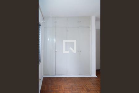 Quarto 2 de apartamento à venda com 2 quartos, 70m² em Cerqueira César, São Paulo