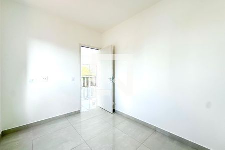 Quarto 2 de apartamento para alugar com 1 quarto, 38m² em Vila Mangalot, São Paulo