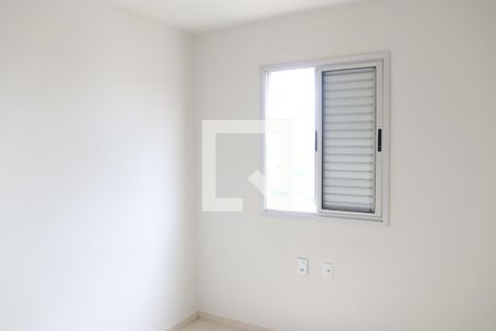 Quarto 1 de apartamento para alugar com 3 quartos, 68m² em Setor Negrão de Lima, Goiânia