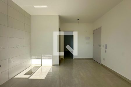 Sala/Cozinha de apartamento para alugar com 1 quarto, 38m² em Vila Mangalot, São Paulo