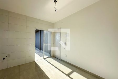 Sala/Cozinha de apartamento para alugar com 1 quarto, 38m² em Vila Mangalot, São Paulo