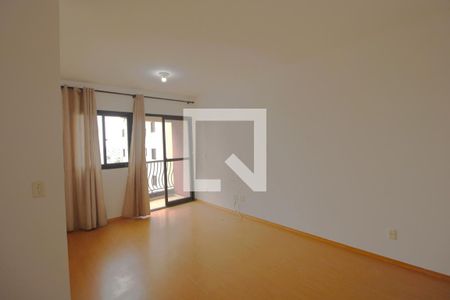 Sala de apartamento para alugar com 3 quartos, 70m² em Campo Grande, São Paulo