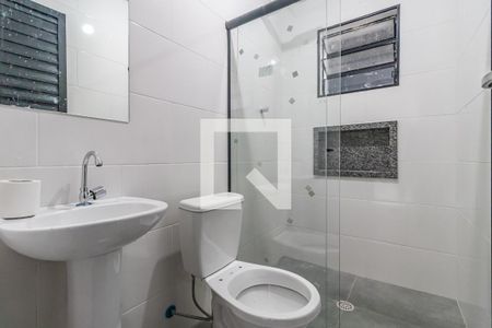 Banheiro de apartamento para alugar com 1 quarto, 60m² em Jardim Maria Helena, Barueri