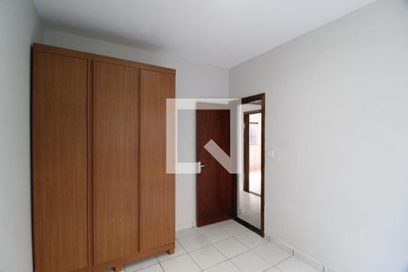 Quarto 1 de casa para alugar com 3 quartos, 150m² em Cidade Jardim, Uberlândia