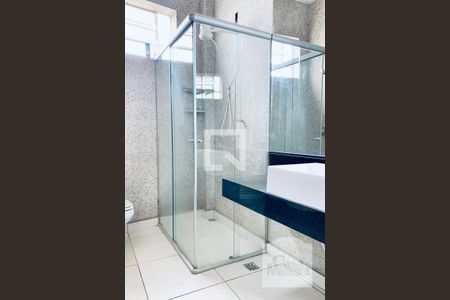 Banheiro de apartamento à venda com 3 quartos, 74m² em Prado, Belo Horizonte