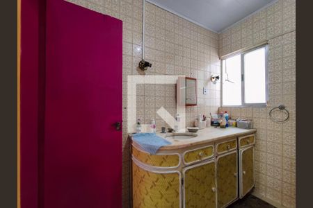 Apartamento à venda com 130m², 3 quartos e sem vaga Apartamento à venda com 130m², 3 quartos e sem vagaBanheiro Corredor