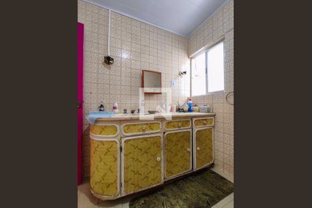 Apartamento à venda com 130m², 3 quartos e sem vaga Apartamento à venda com 130m², 3 quartos e sem vagaBanheiro Corredor