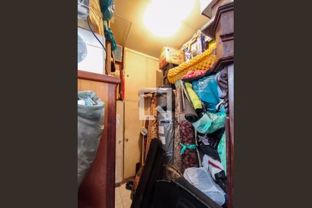 Apartamento à venda com 130m², 3 quartos e sem vaga Apartamento à venda com 130m², 3 quartos e sem vagaQuarto de Serviço