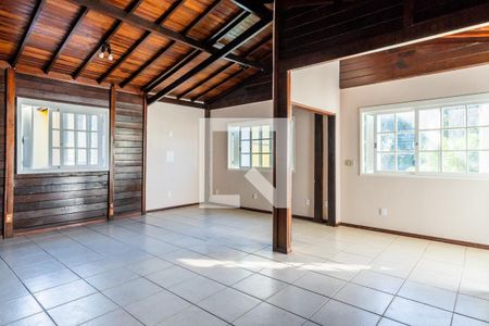 Sala de casa à venda com 2 quartos, 100m² em Espírito Santo, Porto Alegre