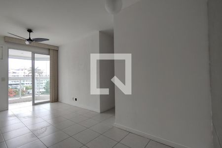 Sala de apartamento à venda com 2 quartos, 60m² em Taquara, Rio de Janeiro