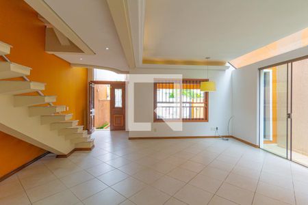 Sala de casa para alugar com 3 quartos, 247m² em Marechal Rondon, Canoas