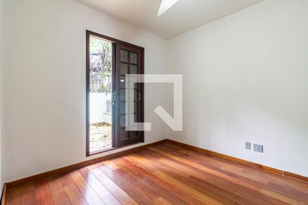 Quarto 1 de casa à venda com 3 quartos, 200m² em Alto de Pinheiros, São Paulo