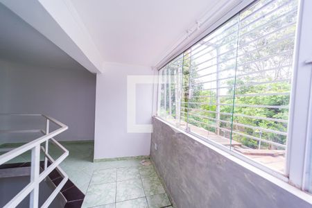 Sala/Cozinha de apartamento para alugar com 2 quartos, 30m² em Parque Císper, São Paulo