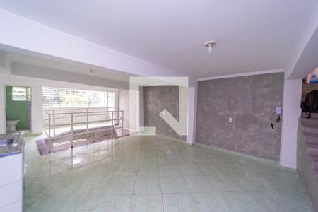 Sala/Cozinha de apartamento para alugar com 2 quartos, 30m² em Parque Císper, São Paulo