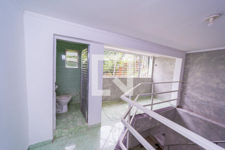 Sala/Cozinha de apartamento para alugar com 2 quartos, 30m² em Parque Císper, São Paulo