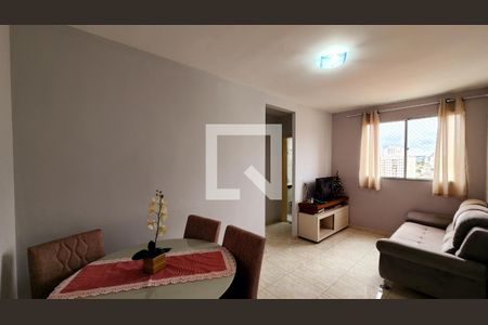 Sala de apartamento à venda com 2 quartos, 56m² em Vila Della Piazza, Jundiaí