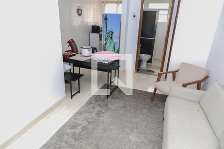 Sala de casa para alugar com 1 quarto, 39m² em Parque Continental I, Guarulhos