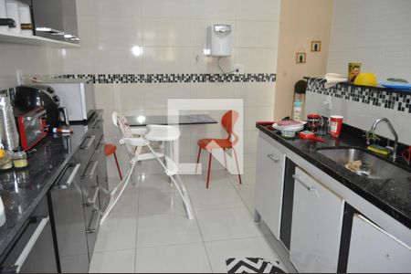 Cozinha de casa à venda com 4 quartos, 185m² em Engenho de Dentro, Rio de Janeiro