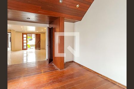 Sala 2 de casa de condomínio para alugar com 3 quartos, 220m² em Santo Antônio, Porto Alegre