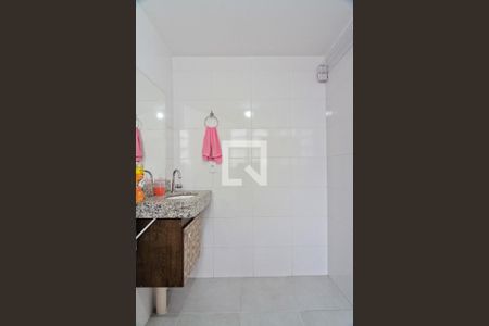 Banheiro de apartamento para alugar com 1 quarto, 45m² em Jardim Iris, São Paulo