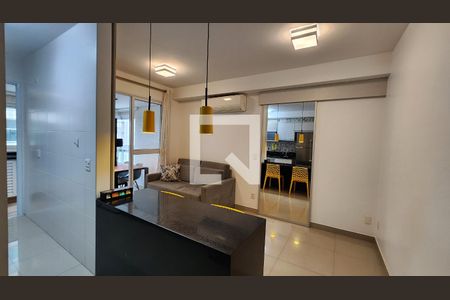 Detalhe Sala de apartamento para alugar com 1 quarto, 48m² em Ponta da Praia, Santos