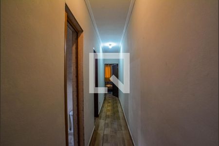 Corredor de casa à venda com 3 quartos, 165m² em Jardim Santo Alberto, Santo André