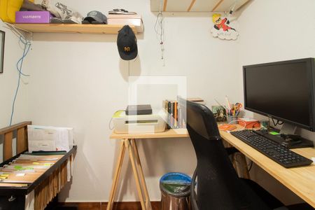 Casa à venda com 140m², 2 quartos e 1 vaga Casa à venda com 140m², 2 quartos e 1 vagaQuarto de Serviço